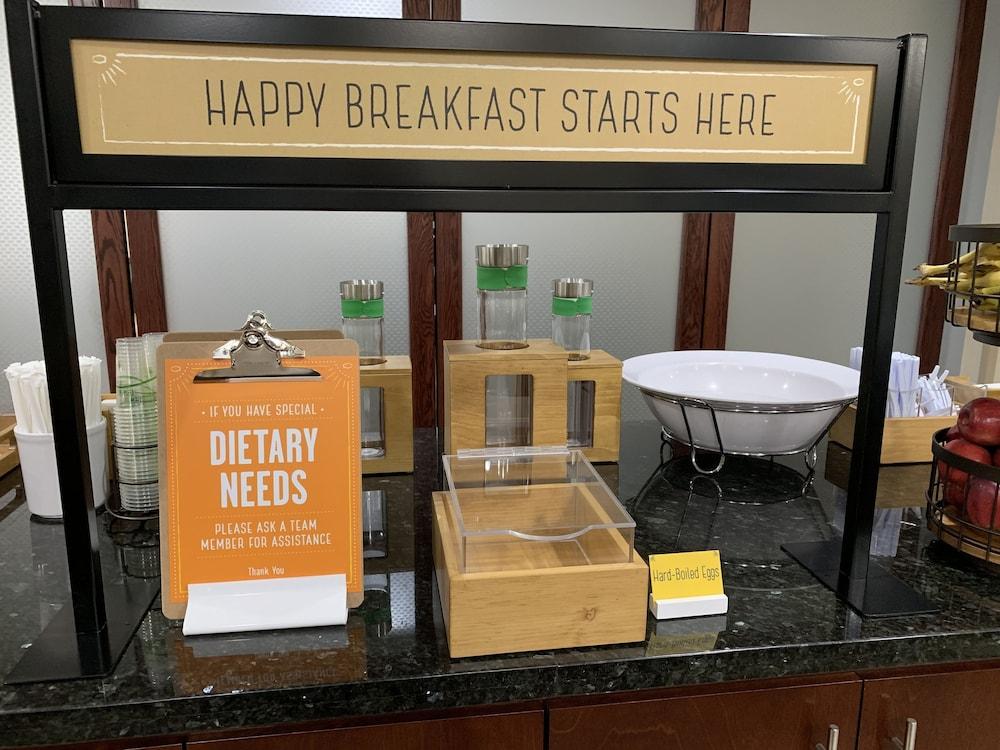 Hampton Inn Alpine Bagian luar foto